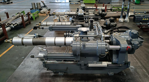 How to repair the injection unit of an injection molding machine?